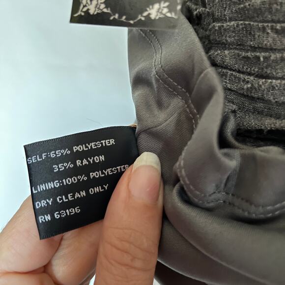 Suzi Chin Maggy Boutique Pleated Bodycon Sz 4 Cocktail Workwear Capsule Minimal - Picture 9 of 13